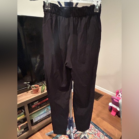 NWOT Lululemon Keep Moving High Rise pant - Picture 3 of 10
